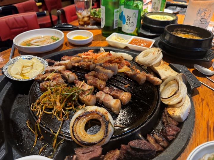 자연숯불화로구이 이미지