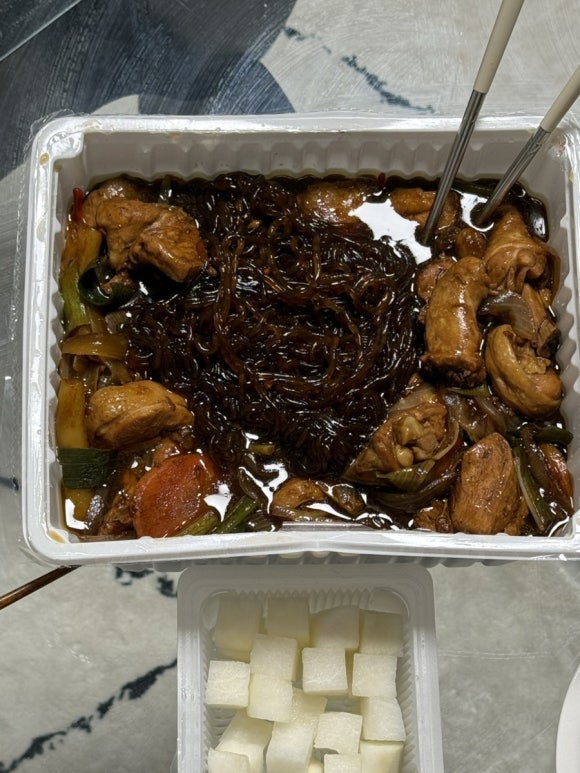 장군찜닭침산 이미지