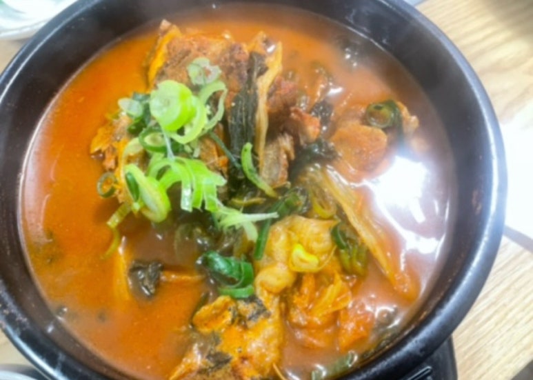 청년감자탕순대국 상무점 이미지