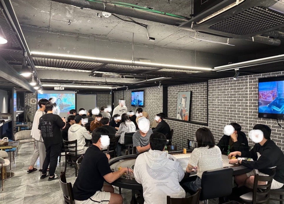 퀸즈홀덤펍 이미지