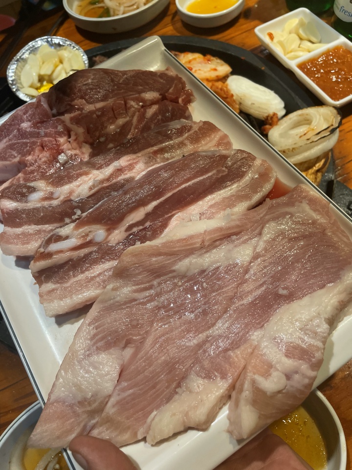 자연숯불화로구이 이미지