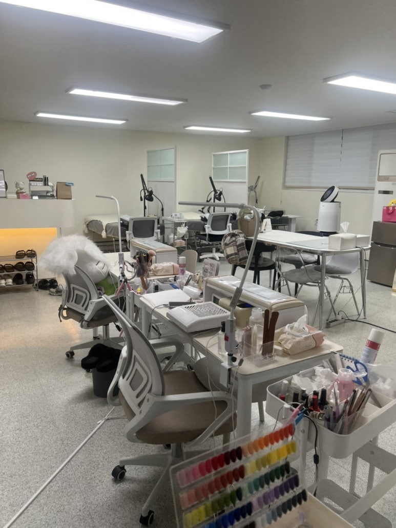 하니뷰X네일리 강남점 이미지