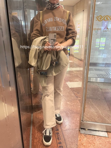 모먼트안나 이미지
