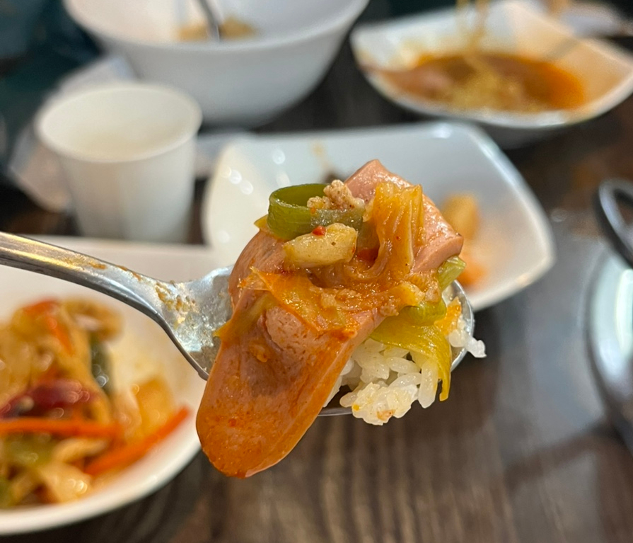 푸짐한옛날부대찌개 이미지