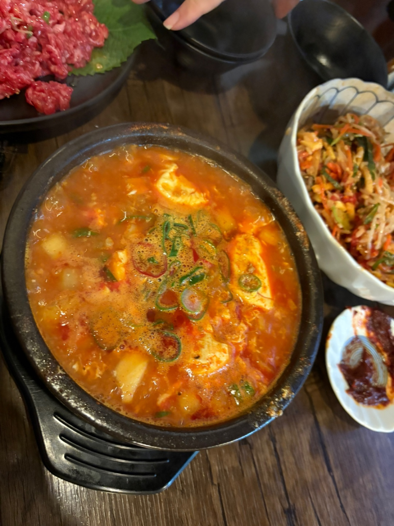 리리육회 이미지