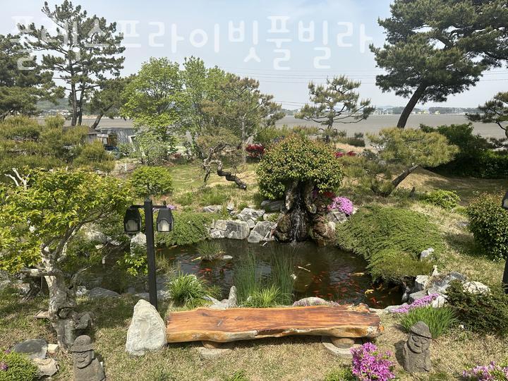 플렉스프라이빗풀빌라 이미지