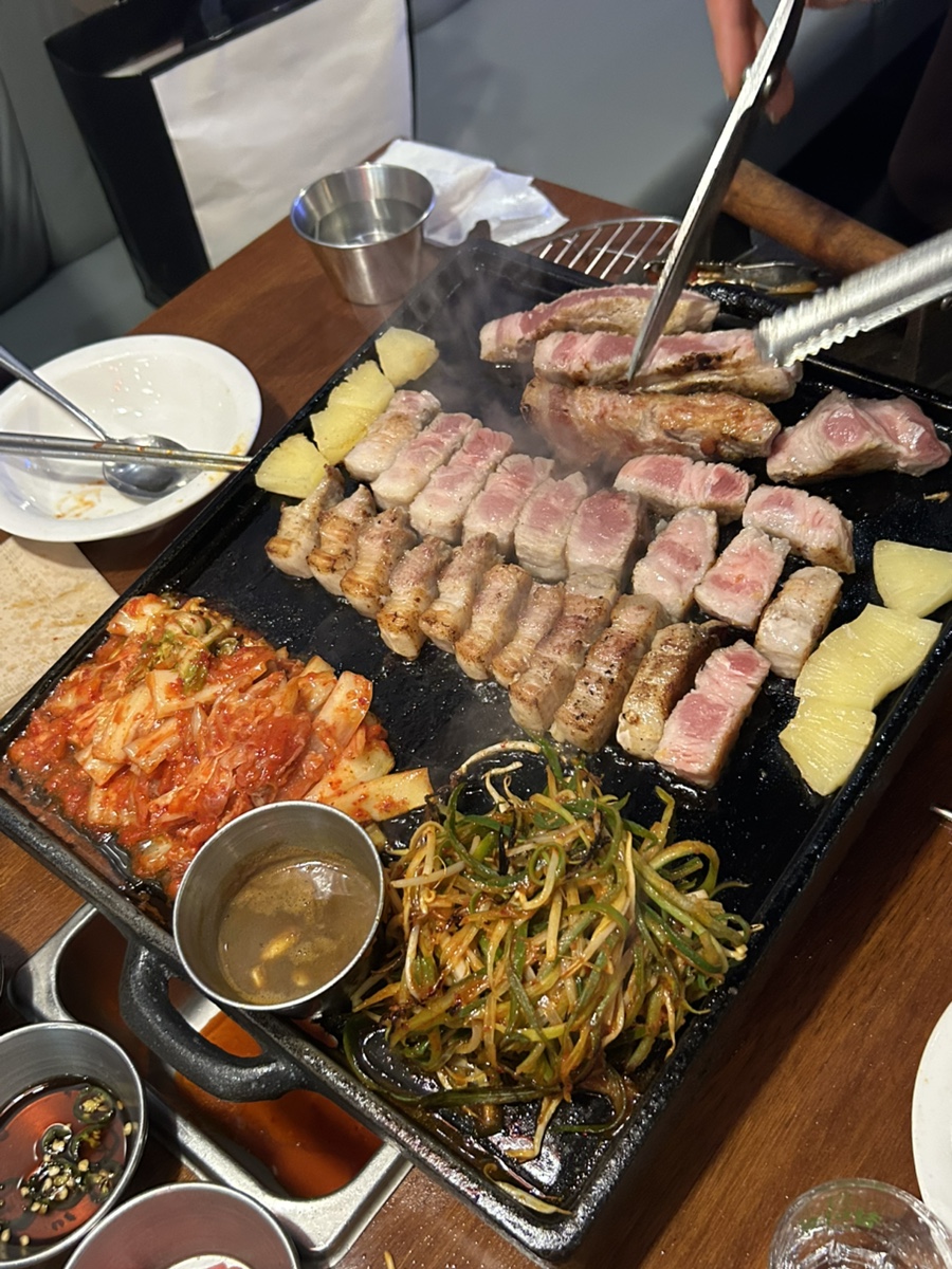 나이스투미츄 이미지