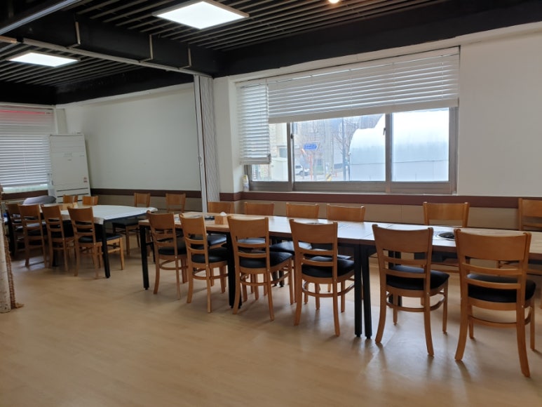장수현 산양삼을 품은닭 이미지