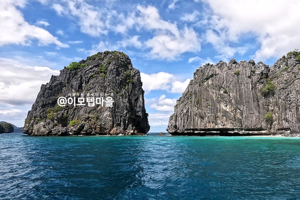 쌍둥이바위 이미지