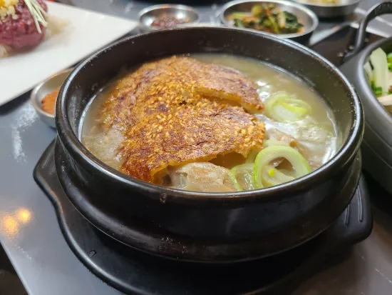 흑염소요리 이미지