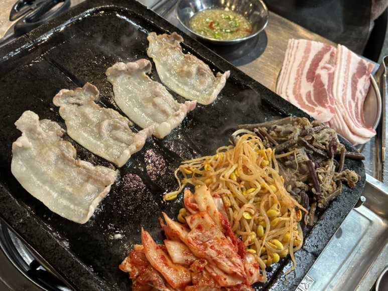 돈돌집 이미지