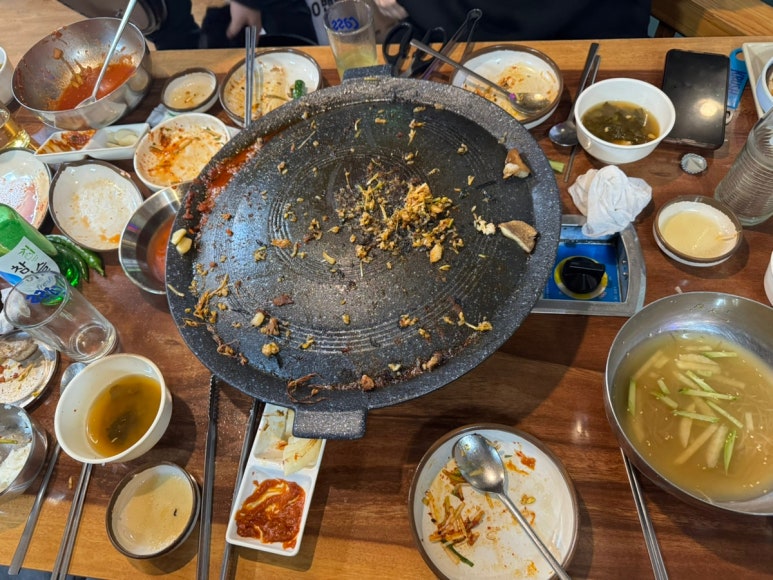백초묵은지삼겹살 이미지