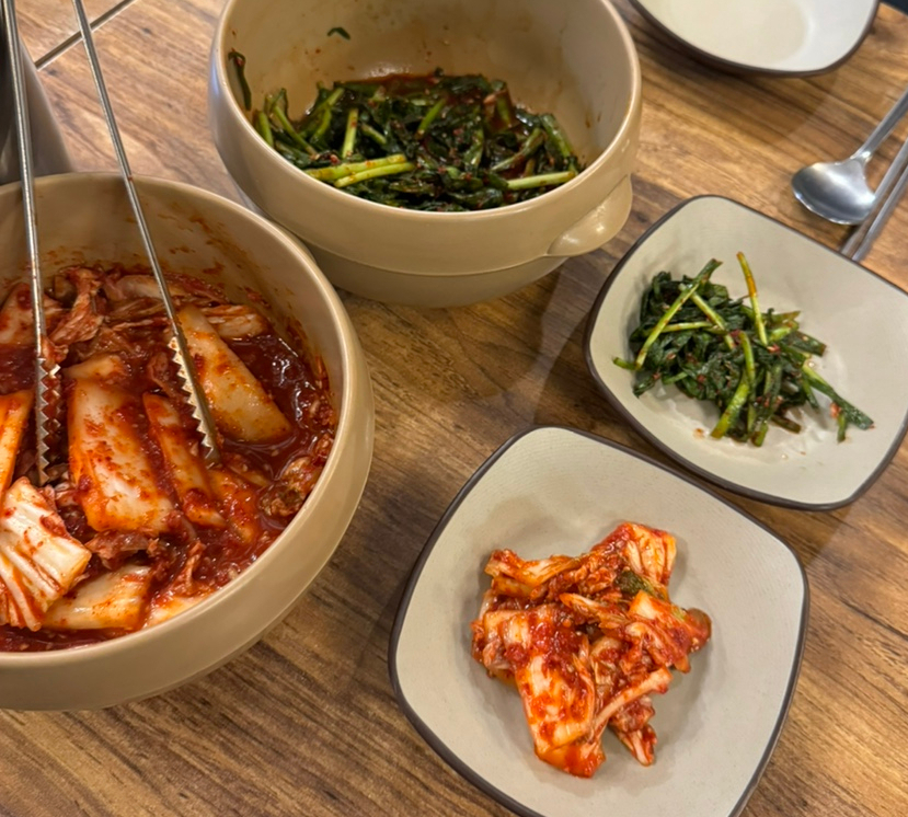 통큰 부추 칼국수 이미지