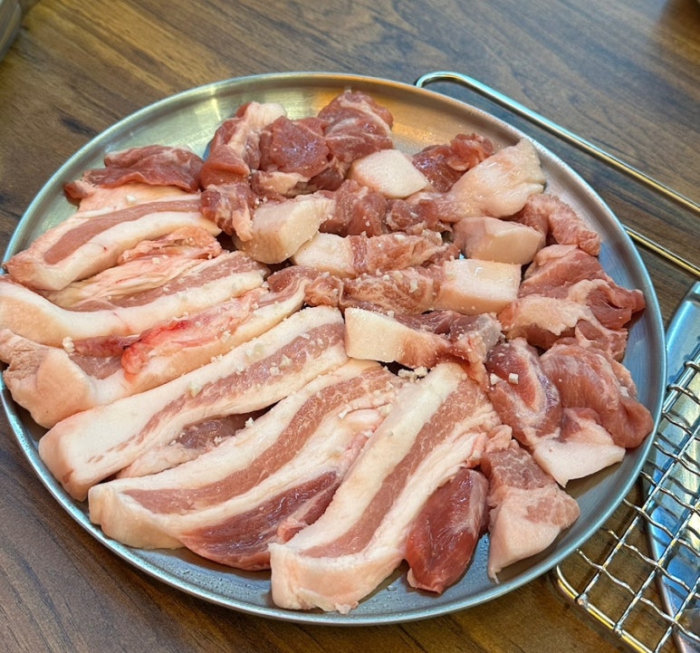 900가참숯뒷고기 이미지