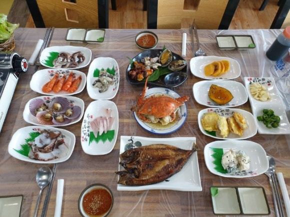 유람선횟집 이미지