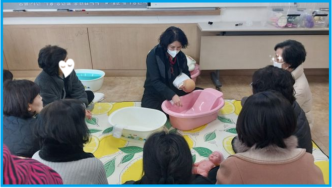 더돌봄 이미지