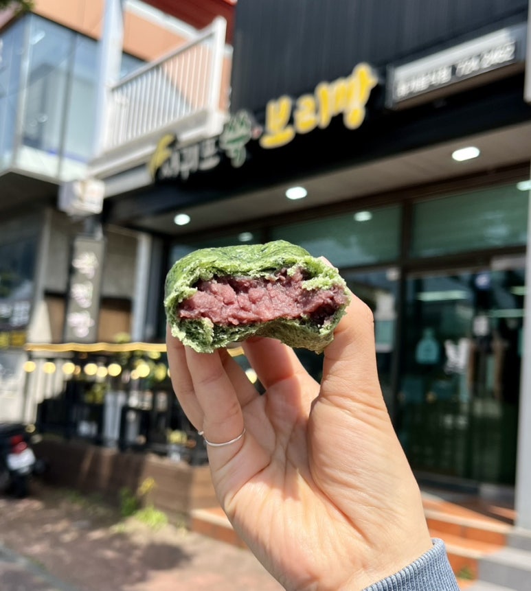 서귀포쑥보리빵 이미지