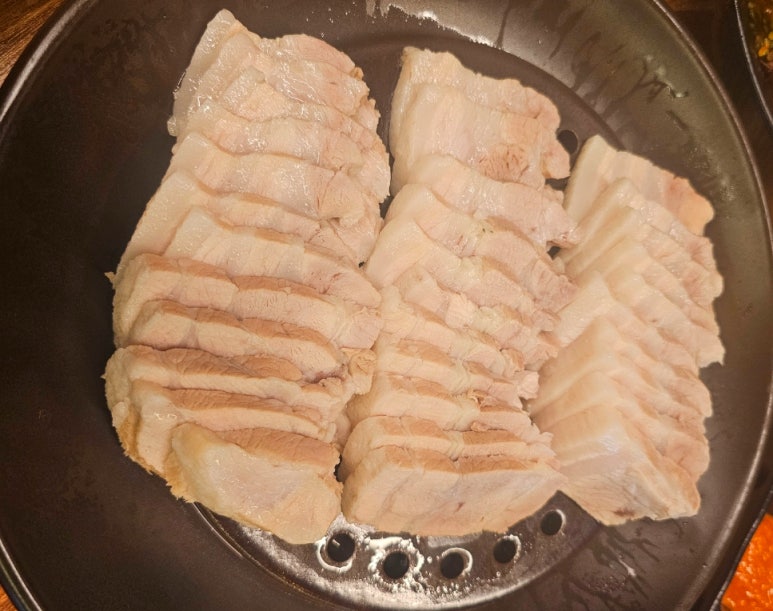 유신화덕족발 이미지