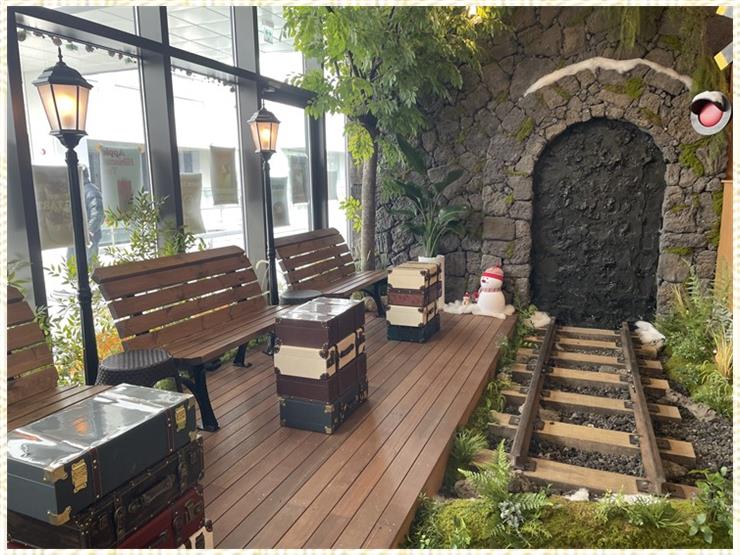 위스커스레일 이미지