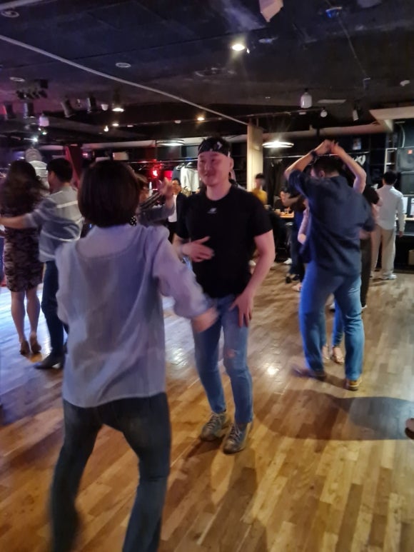 쇼셜댄스 이미지