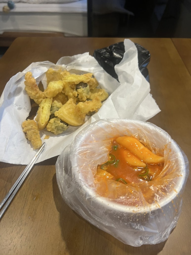 뚱이떡볶이 이미지