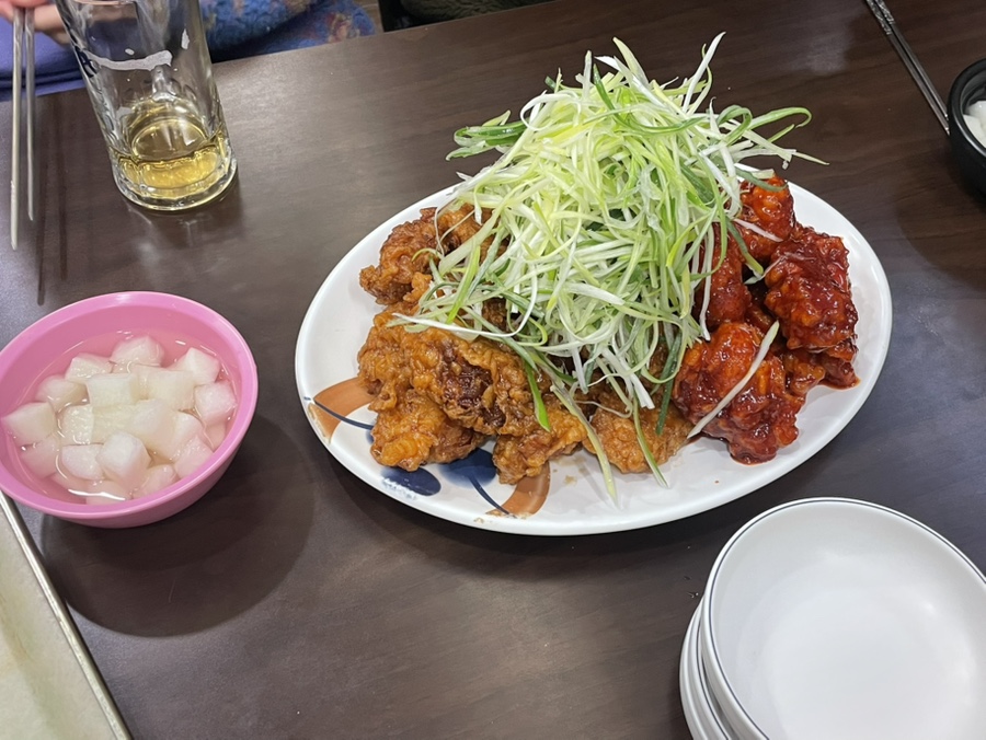 동큐치킨 이미지