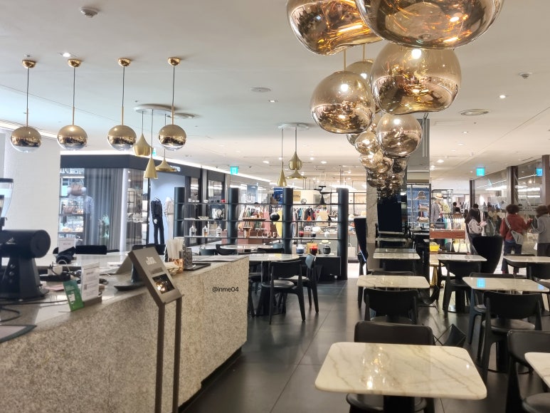 톰딕슨 카페(Tom Dixon Cafe) 이미지