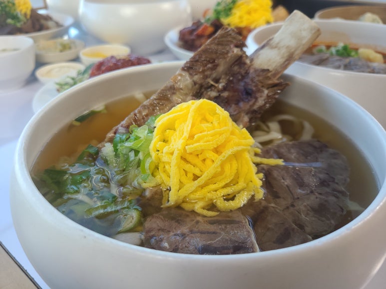 맛있는칼국수 이미지