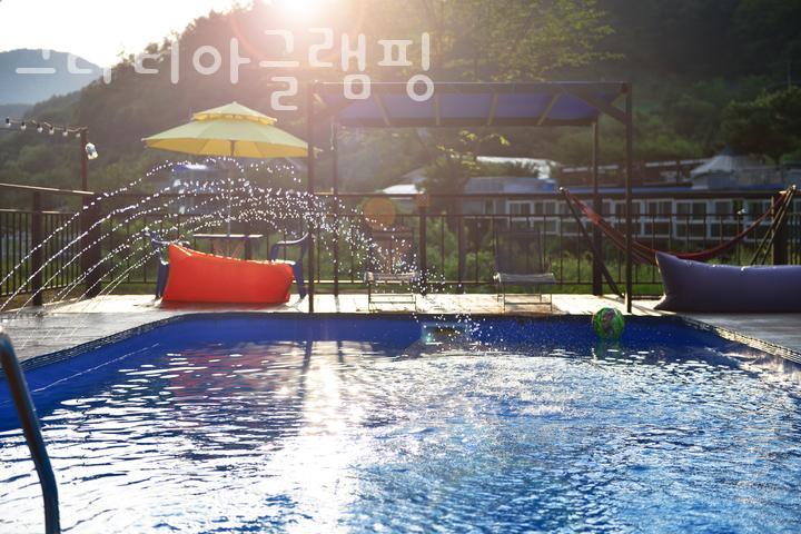 그라티아 글램핑 이미지