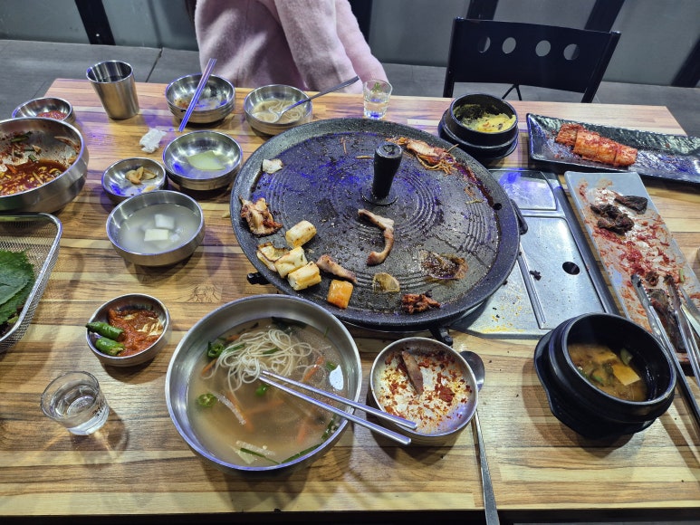 최가네솥뚜껑삼겹살 이미지