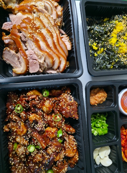 신마님왕족발 이미지