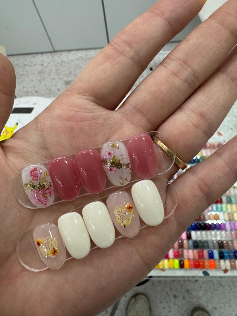 바르다;네일 이미지