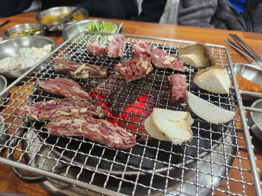 200%한우터 이미지