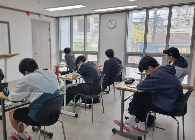 제이와이피영어학원 이미지