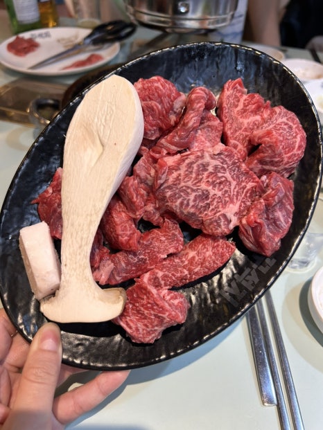 꾸석지돌판한우 이미지