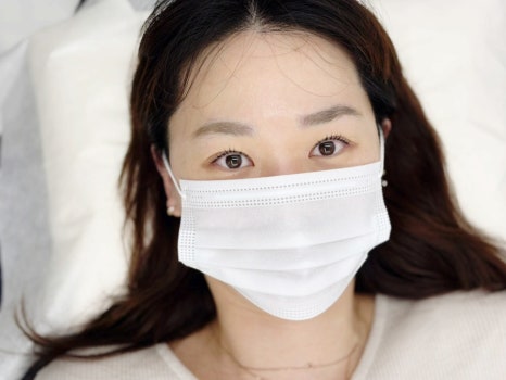 르아델왁싱속눈썹 이미지