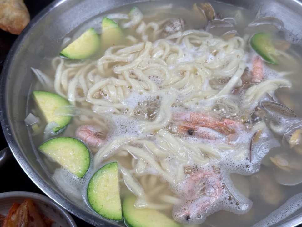 우림칼국수 이미지