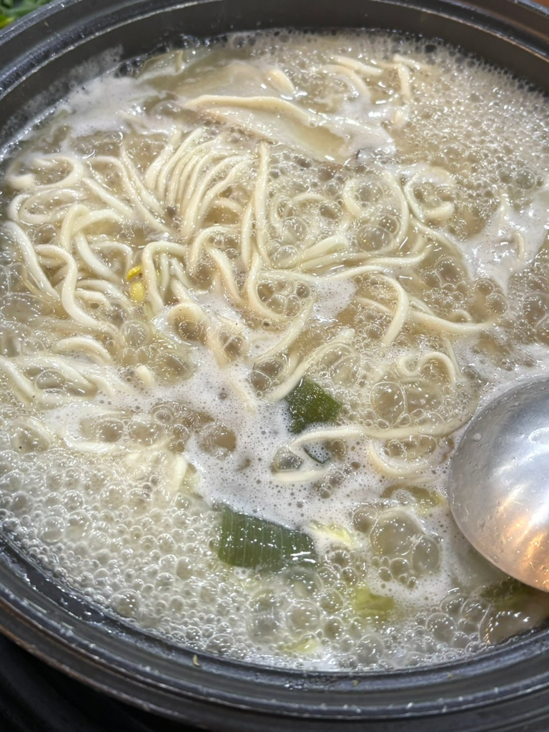 우림닭한마리 이미지