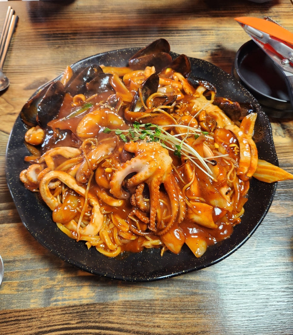 장릉황제손짜장 이미지