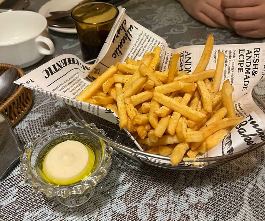 쎄시봉식당 이미지