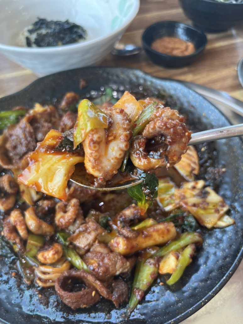마당발밥집 이미지