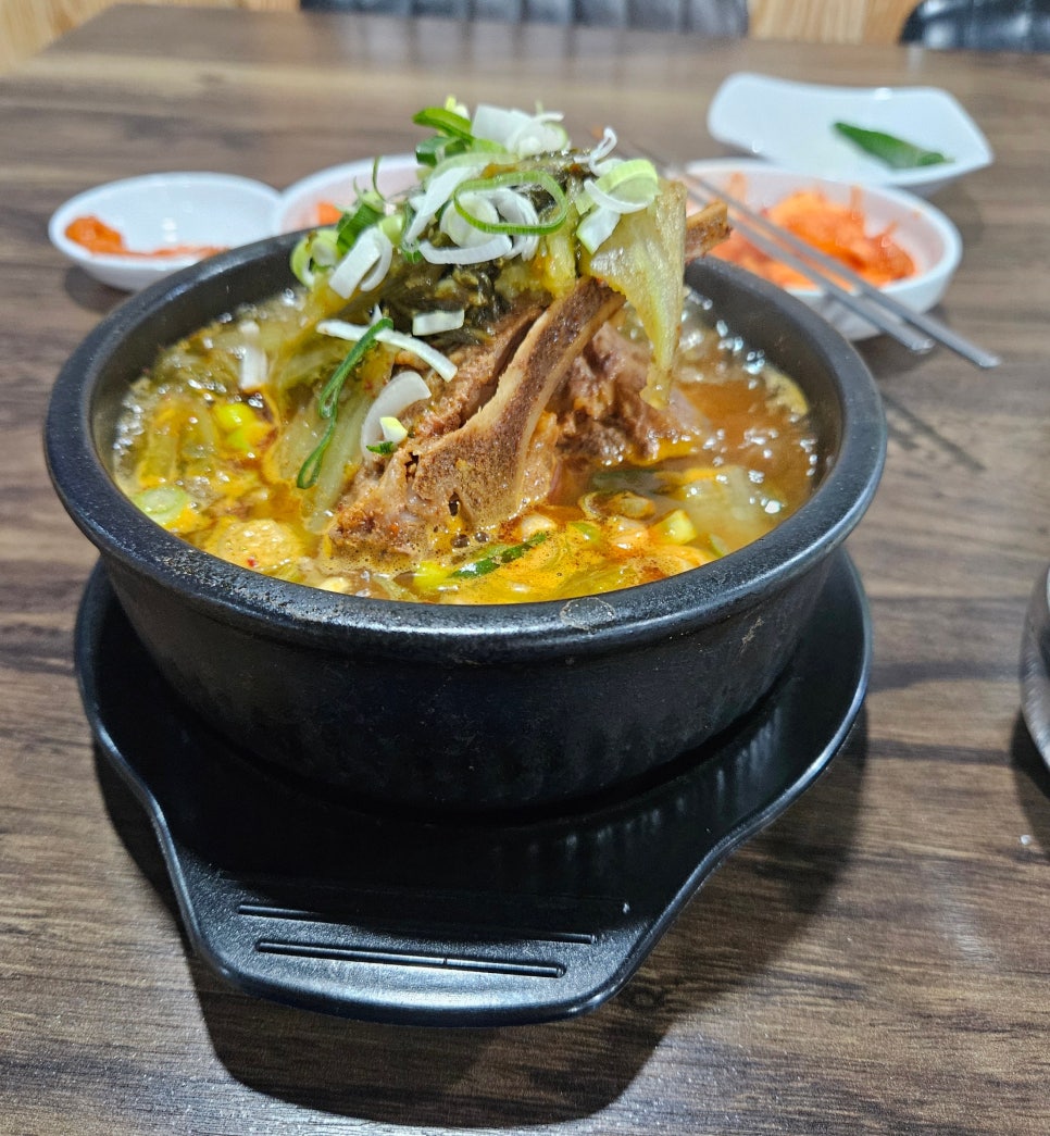 소문난뼈다귀해장국 이미지