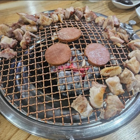 또리네홍삼닭숯불 이미지
