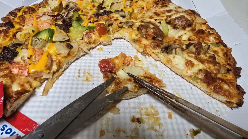 도미노피자 서초역점 사진 8