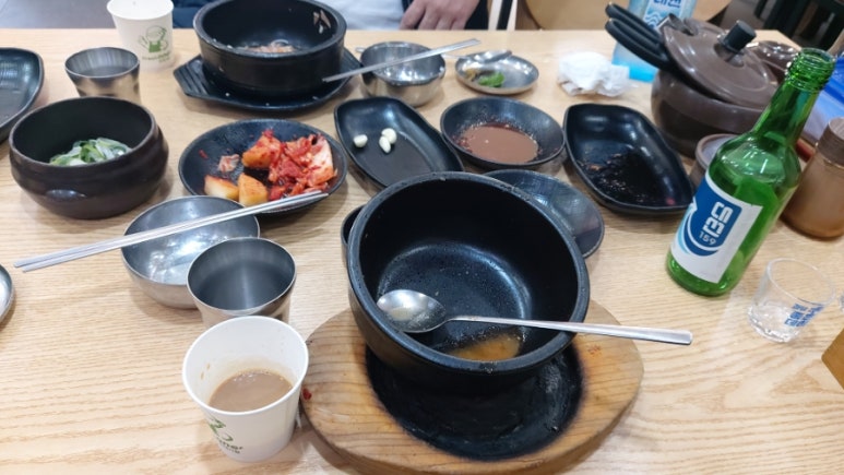 신촌돌솥설렁탕 이미지