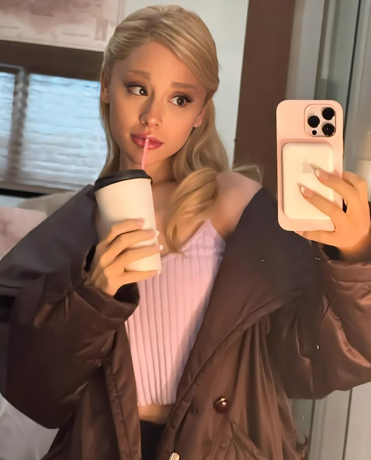 아리아나(ARIANA) 이미지