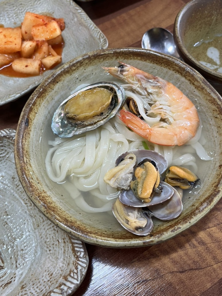 옹배기해물칼국수 이미지