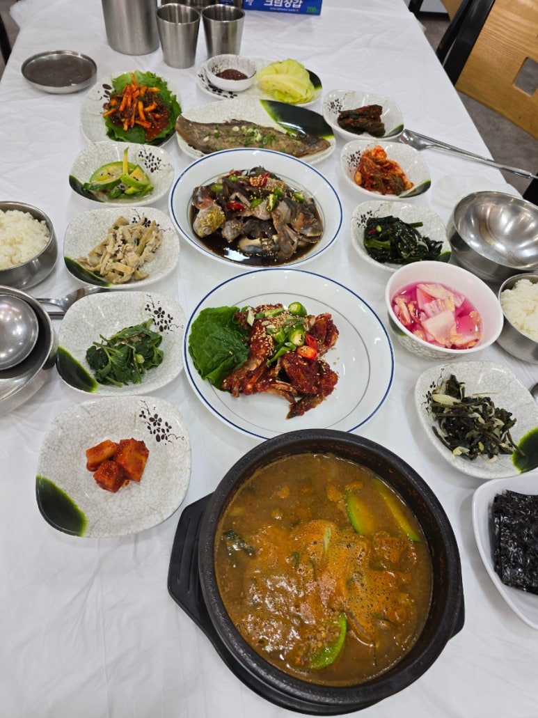 행복한한끼 이미지