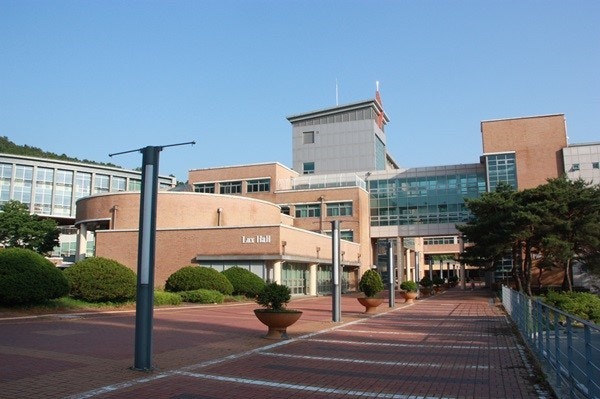 용인한국외국어대학교부설고등학교 이미지