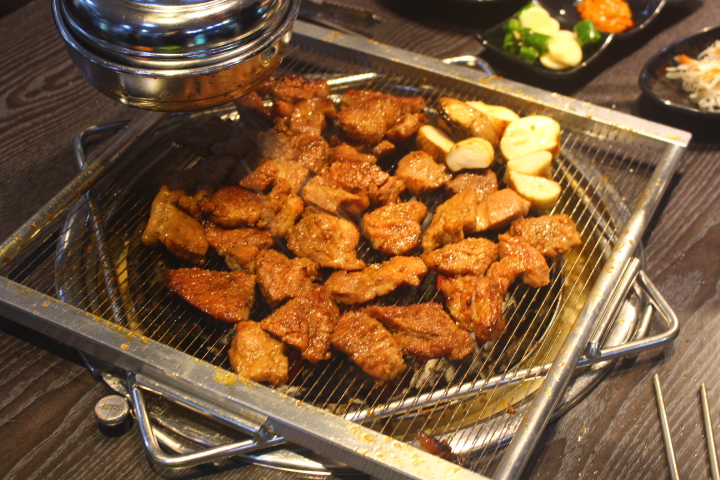 화성숯불갈비 이미지